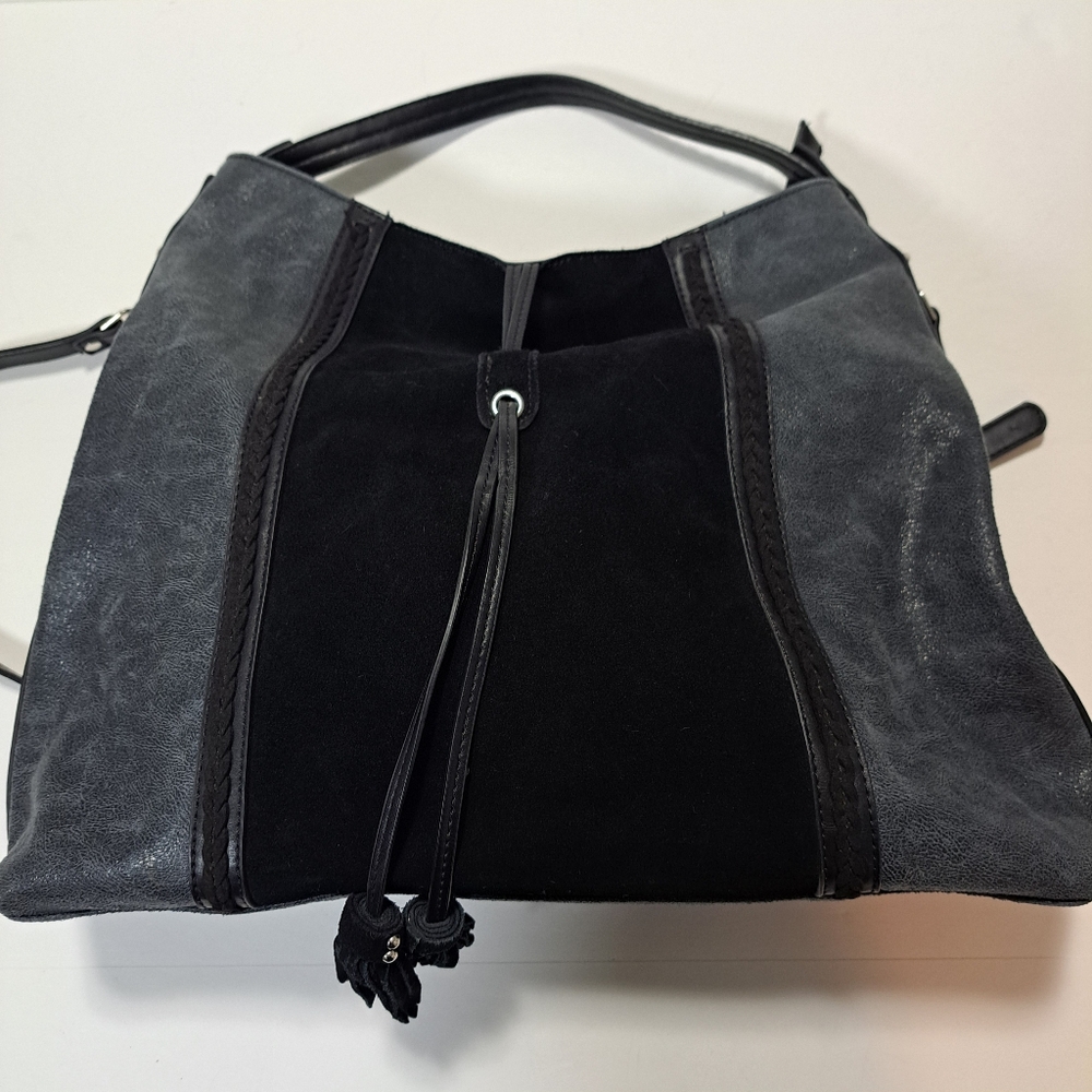 Moda Luxe Black Back - Picture 5 of 14